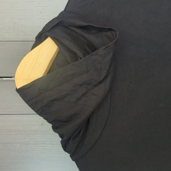 Dex Black Ruched Stretch Long Sleeve Top - Size M NWT - Picture 2 of 7